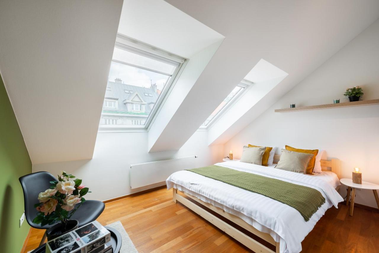 Apartment With 4 Bedrooms Prag Eksteriør billede
